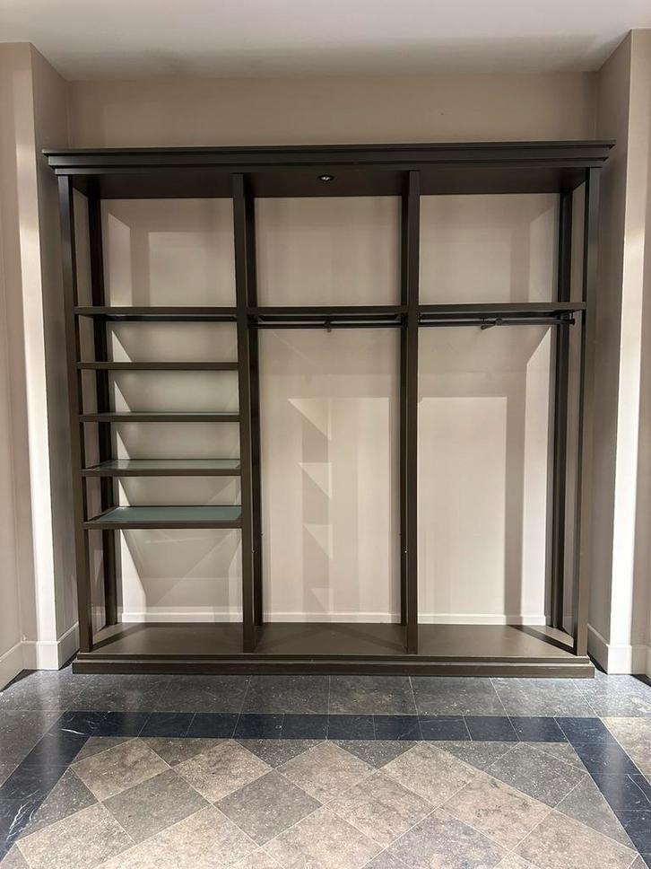 Penderie haut de gamme en aluminium, Huis en Inrichting, Kasten | Kleerkasten, Zo goed als nieuw, Ophalen