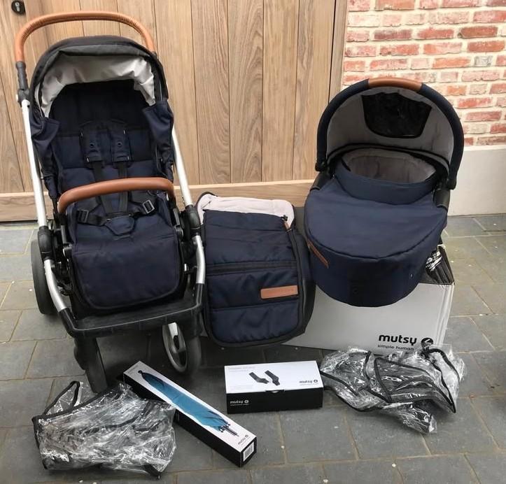 Kit poussette 3 en 1 Mutsy EVO avec accessoires, Enfants & Bébés, Poussettes & Combinaisons, Poussette, Mutsy, Pneus, Avec nacelle