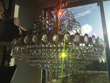 Luchter in kristal beschikbaar voor biedingen