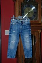 Pantalon jeans mode à trous bleu moyen délavé T98cm ou 2/3A, Utilisé, Garçon, Enlèvement ou Envoi, Pantalon