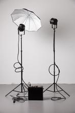 Bowens Quadmatic 1,5K generator + 2 toortsen en paraplu set, Ophalen of Verzenden, Gebruikt, Lamp of Flitsset