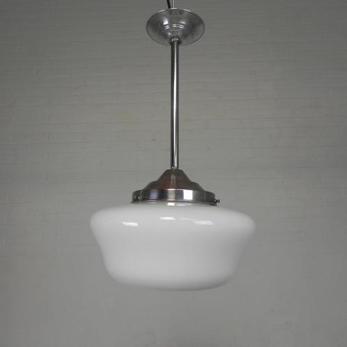 Art Deco hanglamp met witte kap, jaren 30, Antiek en Kunst, Antiek | Verlichting, Verzenden