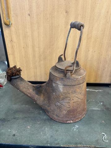 Olielamp beschikbaar voor biedingen