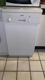 Kleine Vaatwas Bosch wit, Elektronische apparatuur, Ophalen, Zo goed als nieuw, Vrijstaand
