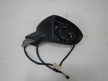 VW Golf Sportsvan Spiegel Rechts 517857502AG beschikbaar voor biedingen