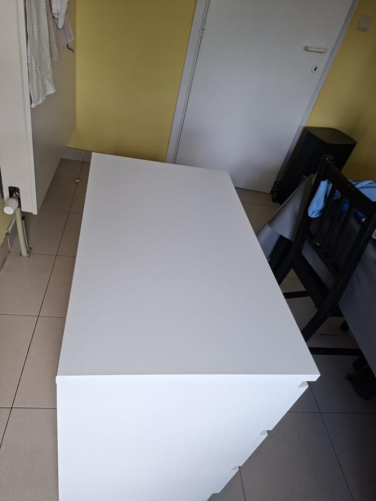 Witte ladekast, Huis en Inrichting, Kasten | Ladekasten, 3 of 4 laden, Ophalen, Gebruikt, Witte ladekast met brede, ruime schuiven.