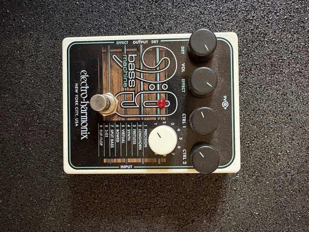 Electro Harmonix BASS9 bass machine, Muziek en Instrumenten, Effecten, Ophalen, Zo goed als nieuw