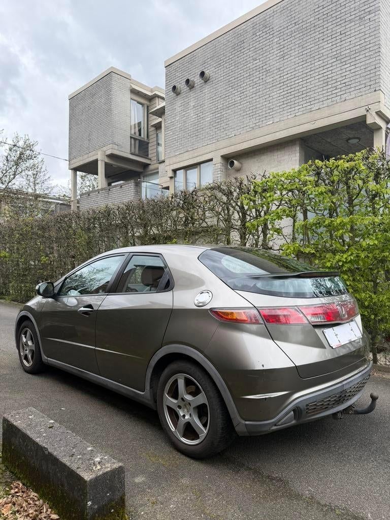 Honda Civic 1.3 benzine AUTOMAAT 1e eig - GARANTIE & KEURING, Auto's, Honda, Automaat, 1600 cc, https://public.car-pass.be/vhr/46a130c4-ee71-46b0-93c4-07a07b74c1c9