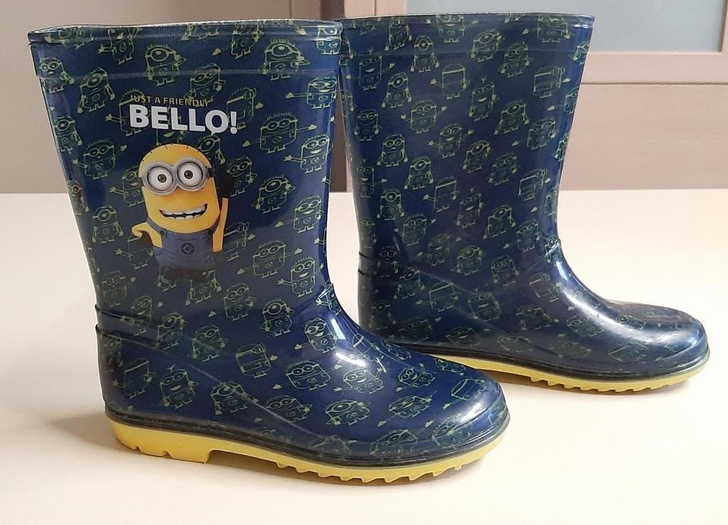 Blauwe rubberen regenlaarzen Minions maat 31, Kinderen en Baby's, Kinderkleding | Schoenen en Sokken, Ophalen of Verzenden, Zo goed als nieuw