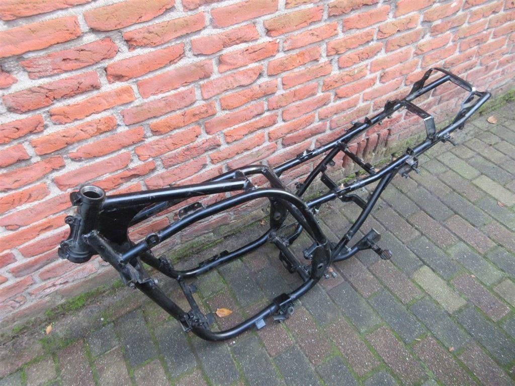 Kawasaki GPz750 frame compleet kenteken GPz 750 kader ZX750A, Motos, Pièces | Kawasaki, Utilisé, Enlèvement