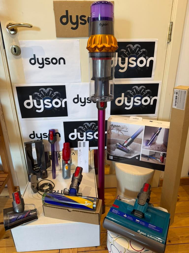 Dyson V15 Submarine aspire et lave proche du neuf, Ophalen of Verzenden, Zo goed als nieuw, Reservoir, Stofzuiger