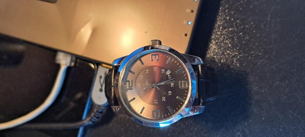 De luxe, Bijoux, Sacs & Beauté, Envoi