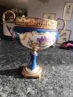 Splendide centre de table ancien en porcelaine, Antiquités & Art