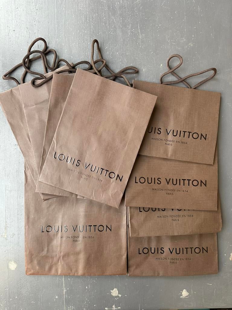 Louis Vuitton - sacs en papier, Enlèvement ou Envoi, Comme neuf