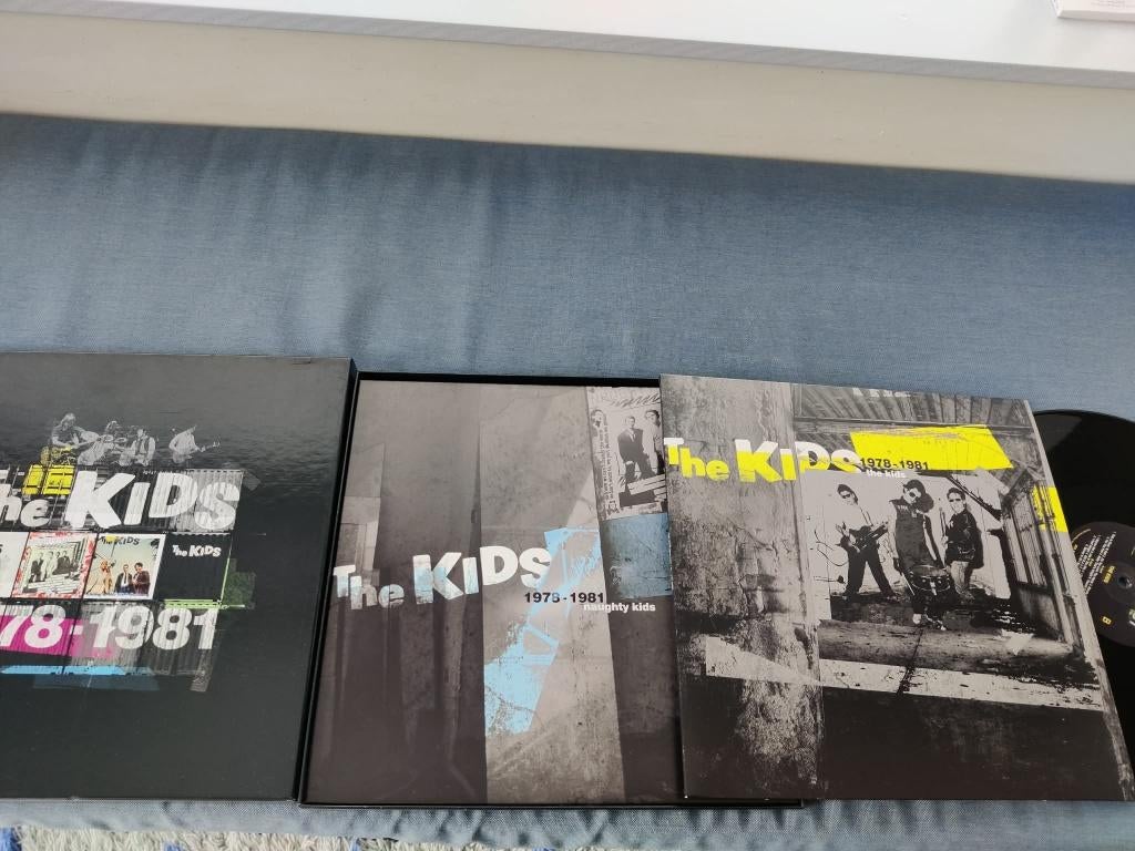 box the kids (4 eerste lps, punk, perf staat, universal), Ophalen