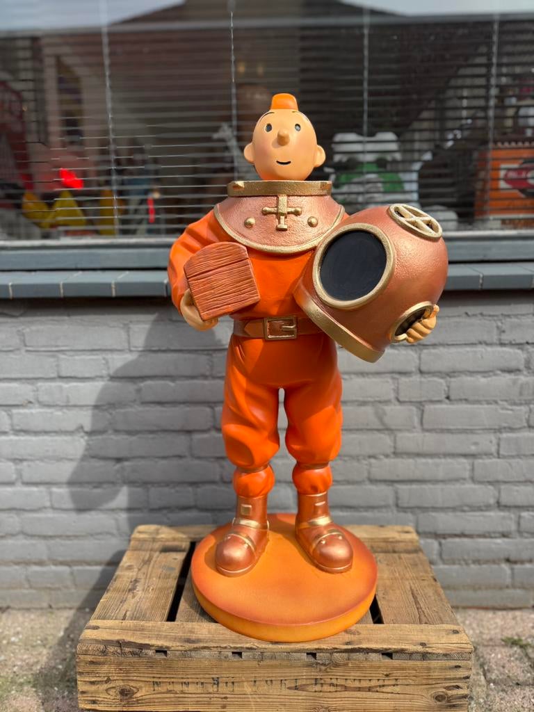Grande statue de Tintin en plongeur antique, Enlèvement, Comme neuf, Humain