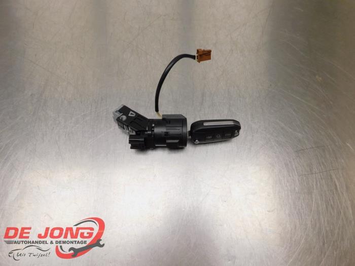 Serrure de contact + clé d'un Peugeot 2008, Autos : Pièces & Accessoires, -, 3 mois de garantie, Utilisé, -