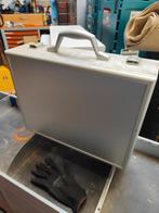 aluminium koffer, Handtassen en Accessoires, Koffers, Ophalen, Gebruikt, Minder dan 50 cm, Minder dan 35 cm