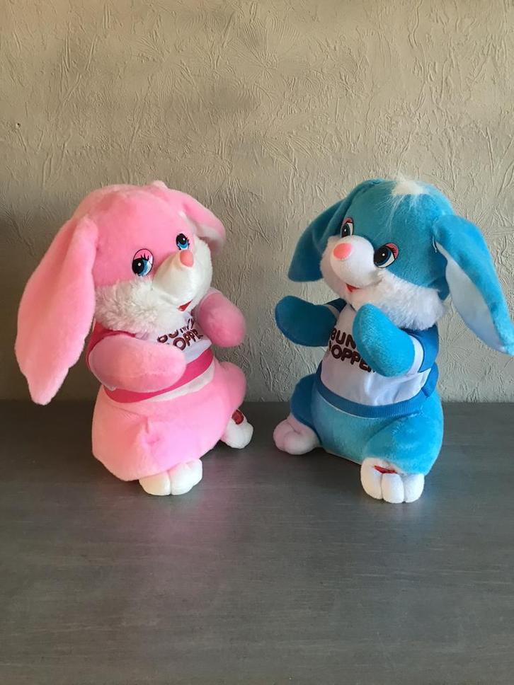 Konijntjes ,, zingen en dansen ,,, Diversen, Pasen, Zo goed als nieuw, Ophalen of Verzenden