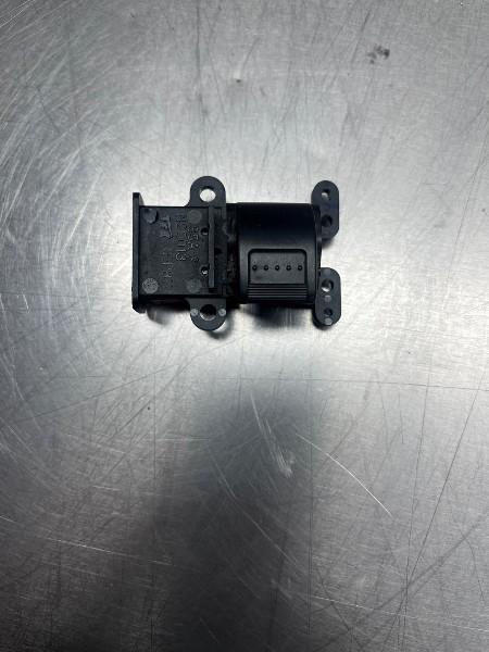 COMMUTATEUR VITRES ELECTRIQUES Civic (ES) (|S5AM20013|), Autos : Pièces & Accessoires, Autres pièces automobiles, Honda, Utilisé