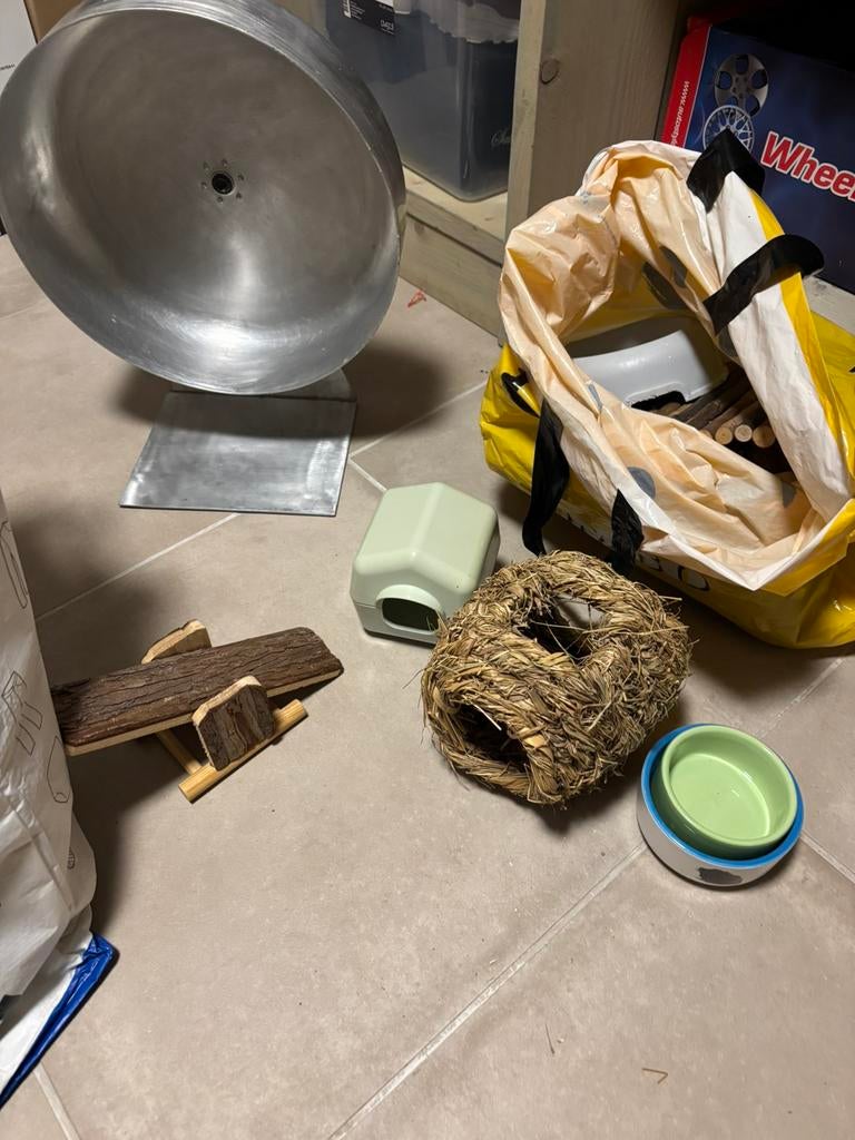 Hamsterspullen, Ophalen of Verzenden, Zo goed als nieuw