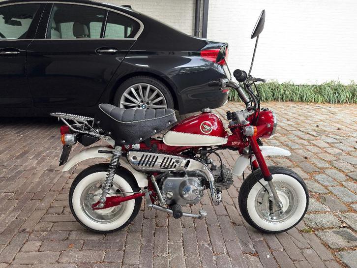 Honda Monkey Z50J2 Oldtimer, Vélos & Vélomoteurs, Cyclomoteurs | Honda, Comme neuf, Classe B (45 km/h), Enlèvement