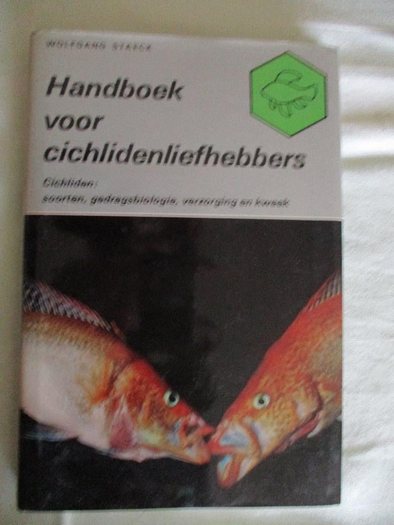 Handboek voor chiclidenliefhebbers - Wolfgang Staeck, Wolfgang Staeck, Ophalen of Verzenden, Zo goed als nieuw, Vissen