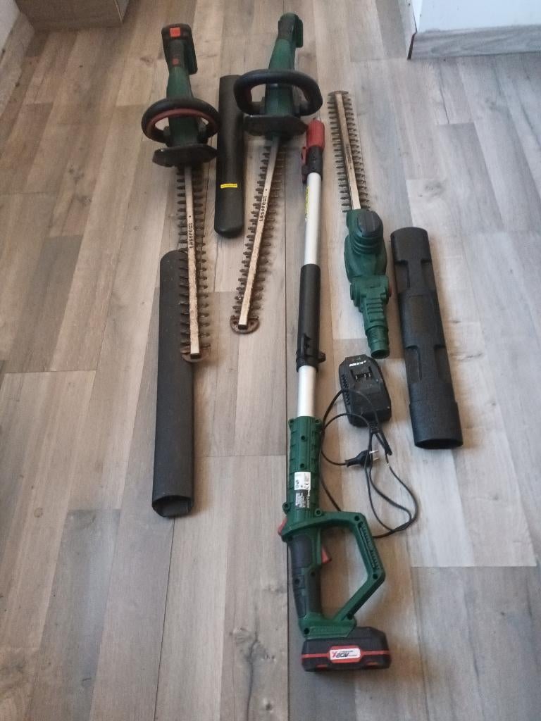 3 tailles haies sur batteries = pas de rallonge électrique !, Jardin & Terrasse, Taille-haies, Électrique, Enlèvement