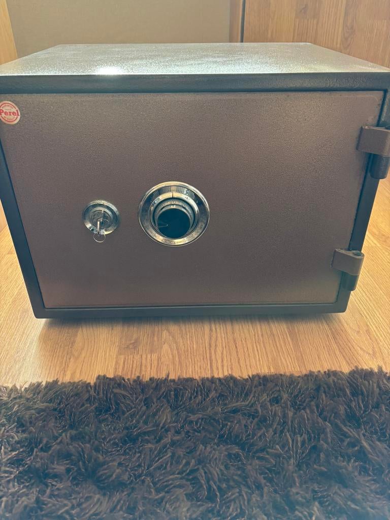 Brandkast, Ophalen, Zo goed als nieuw, Brandkast