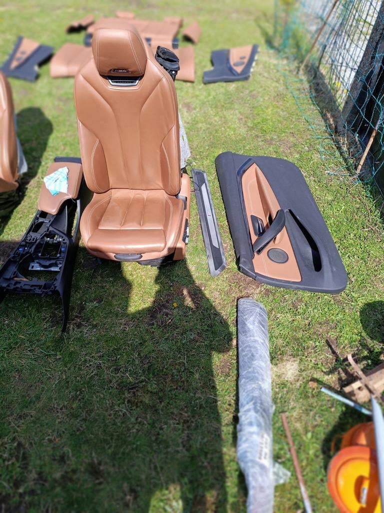 Intérieur cuir complet bmw M4 cabriolet, Sports nautiques & Bateaux, Canoës, Enlèvement