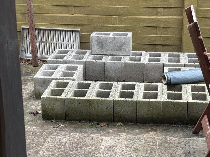 Betonblokken hol, Bricolage & Construction, Briques, Neuf, Béton, Enlèvement