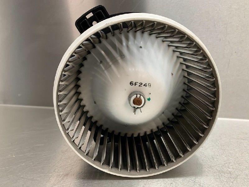 KACHEL VENTILATORMOTOR Daewoo / Chevrolet Captiva (C100), Auto-onderdelen, Airco en Verwarming, Daewoo, Gebruikt