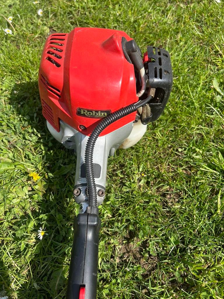 Haagschaar op steel Makita, Ophalen, Zo goed als nieuw