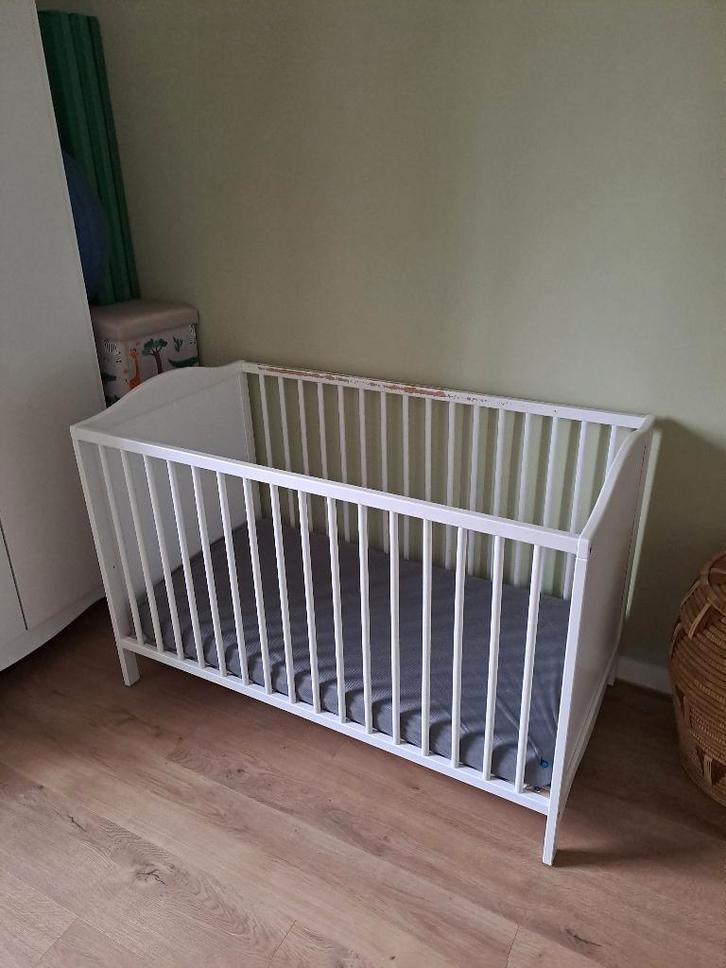 Babybedje Ikea, Kinderen en Baby's, Babywiegjes en Ledikanten, Gebruikt, Ledikant, Ophalen