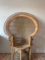 Fauteuil Emmanuelle Peacock, Enlèvement