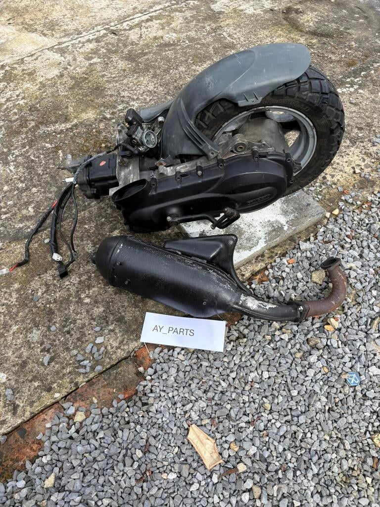 125cc hexagon blok watergekoeld LC zip, Ophalen, Zo goed als nieuw, Blok