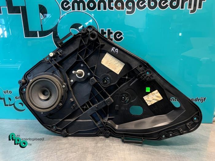 Ruitmechaniek 4Deurs rechts-achter van een Ford Fiesta (Fies, Auto-onderdelen, Ruiten en Toebehoren, Ford, Gebruikt, 3 maanden garantie