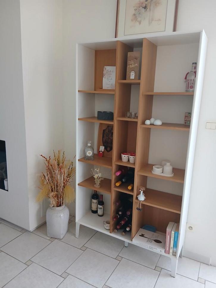 Leuke open vitrinekast, Huis en Inrichting, Kasten | Vitrinekasten, Zo goed als nieuw, Ophalen