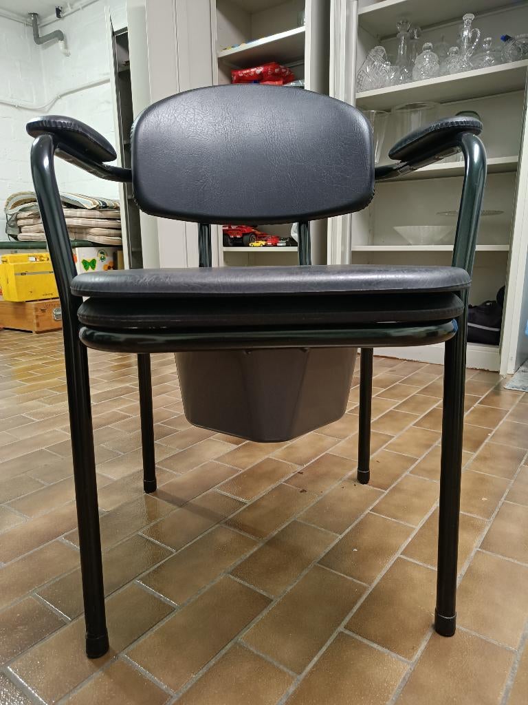 Toiletstoel, als nieuw!, Diversen, Verpleegmiddelen, Ophalen