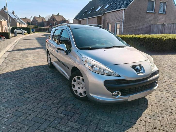 Peugeot 207SW 95 ch essence. 2009., Autos, Peugeot, Particulier, Airbags, Cruise Control, Essence, Enlèvement