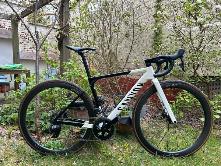 Canyon Ultimate CF SL 7 AXS – Roues carbone Hunt 44, Vélos & Vélomoteurs, Vélos | Vélos de course, Utilisé, Hommes, Autres marques