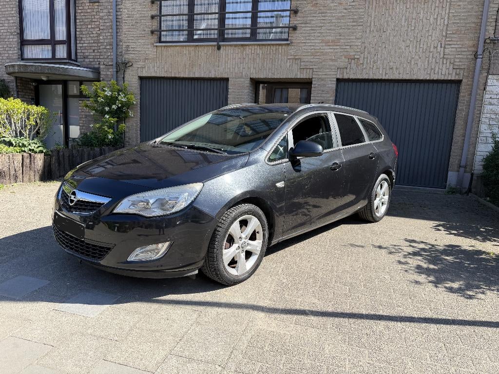 Opel Astra J 1.7 cdti/Navi/Airco/Euro5, Auto's, Zwart, Astra, Euro 5, Testrit aan huis