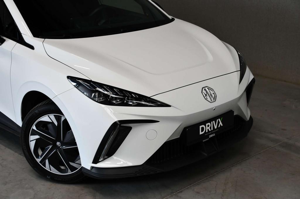 MG MG4 WAARBORG TOT 10/2030 l 64 kWh l Comfort l DAB l Carpl, Auto's, MG, Gebruikt, Zwart, https://public.car-pass.be/vhr/2d97d4a5-8529-4d29-ac68-52fb2cdf6734