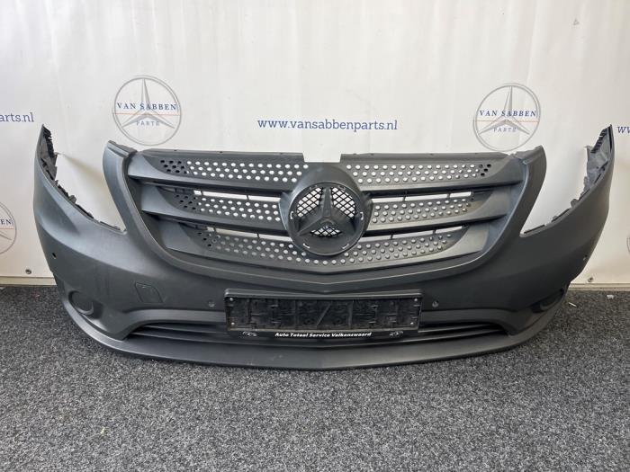 Pare-chocs avant d'un Mercedes Vito (ZWART), Autos : Pièces & Accessoires, Carrosserie & Tôlerie, Pare-chocs, Mercedes-Benz, Utilisé