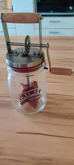 Kilner botermaker, Maison & Meubles, Cuisine | Ustensiles de cuisine, Enlèvement