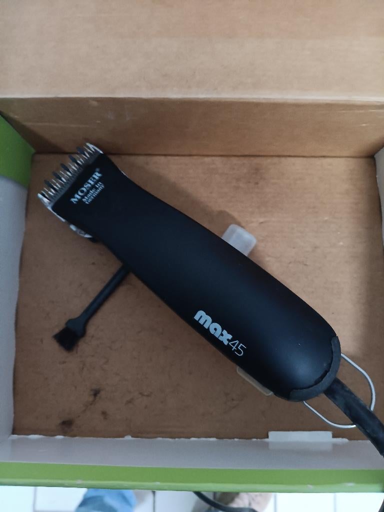 HONDEN SCHEERAPPARAAT  MOSER MAX 45, Ophalen, Gebruikt