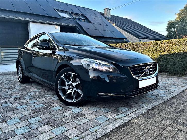 Volvo V40 2.0 D2 Ocean Race, Autos, Volvo, Particulier, V40, Caméra 360°, ABS, Caméra de recul, Régulateur de distance, Airbags