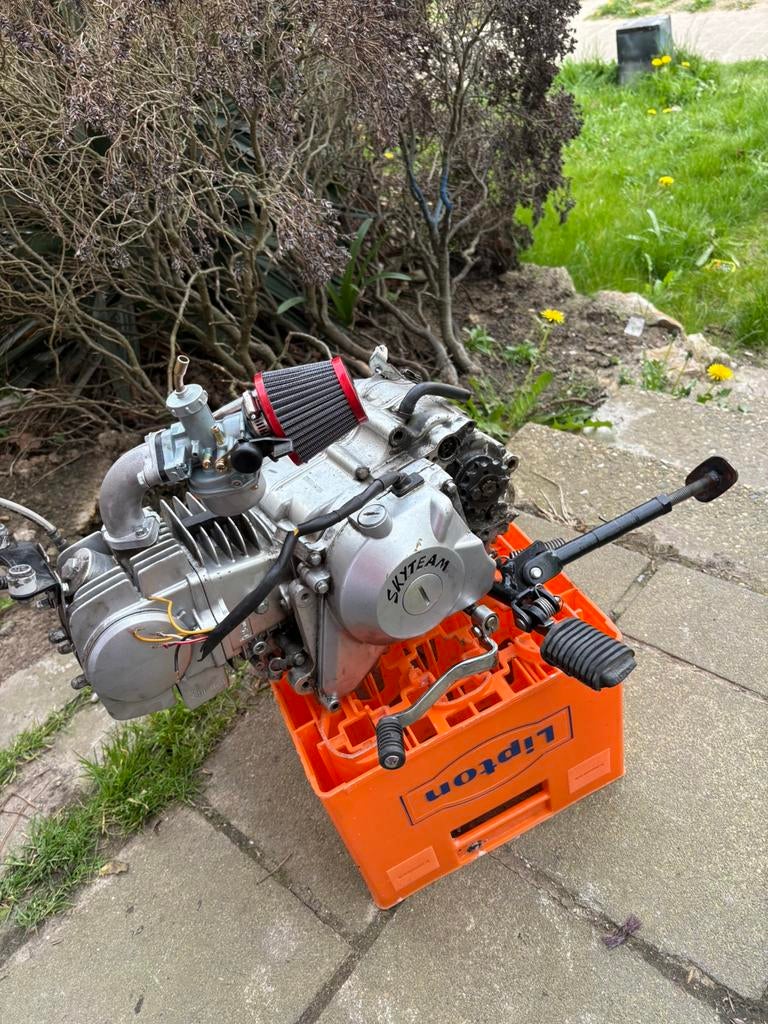 125cc skyteam blok, Enlèvement, Comme neuf