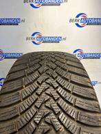 2x Falken EuroWinter H501 (DEMO) 255/55 R19 111V 255/55/19 2, Auto-onderdelen, Banden en Velgen, 19 inch, Gebruikt, 255 mm, -