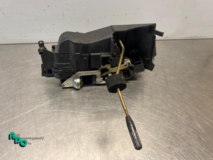 Deurslot Mechaniek 2Deurs rechts van een Mercedes SLK (SLK 9, Auto-onderdelen, Carrosserie, Mercedes-Benz, Gebruikt, 3 maanden garantie